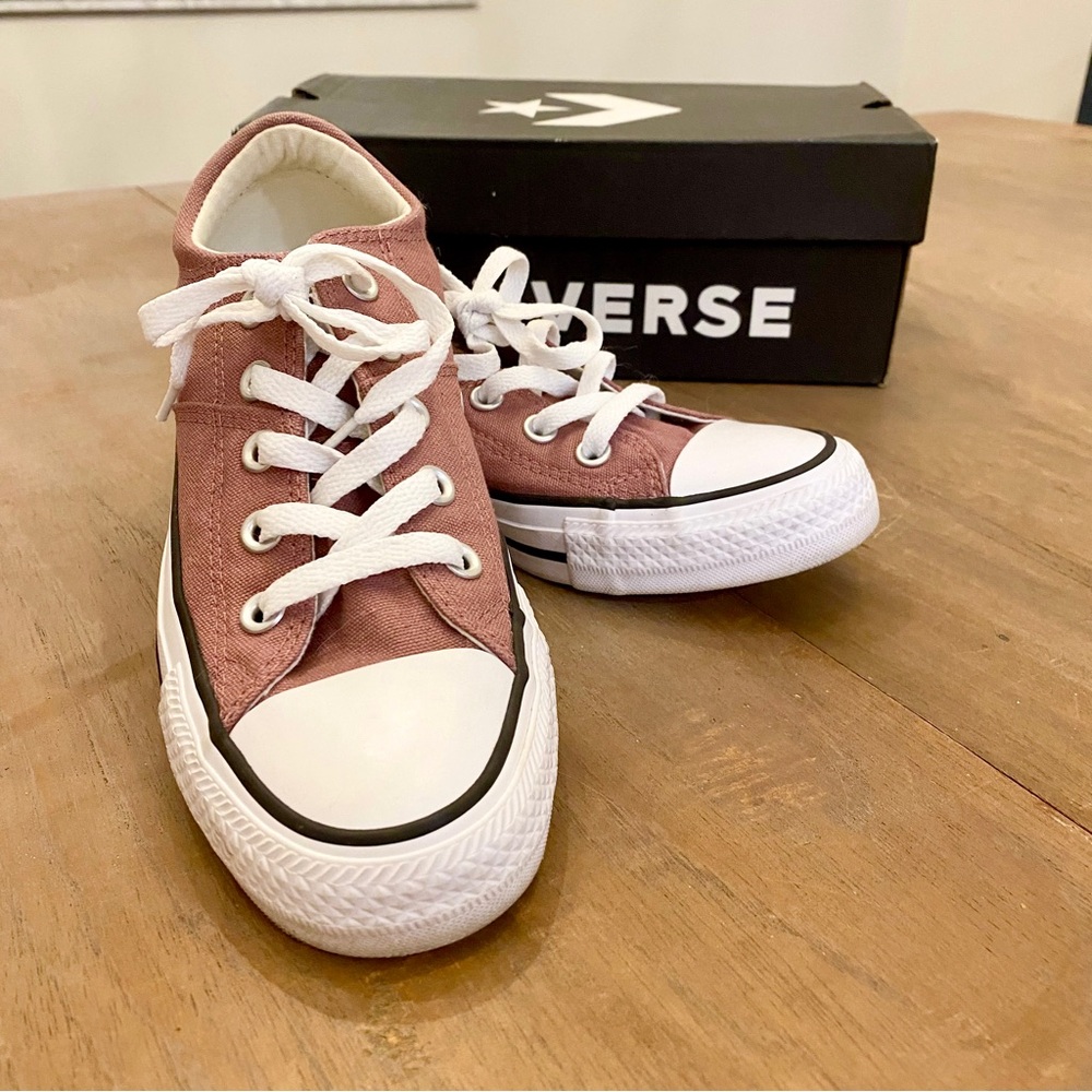 Converse All Star Sneakers